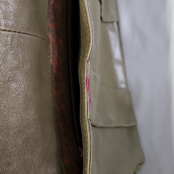 Hobo International Olive Green Leather Shoulder Bag - Picture 10 of 11